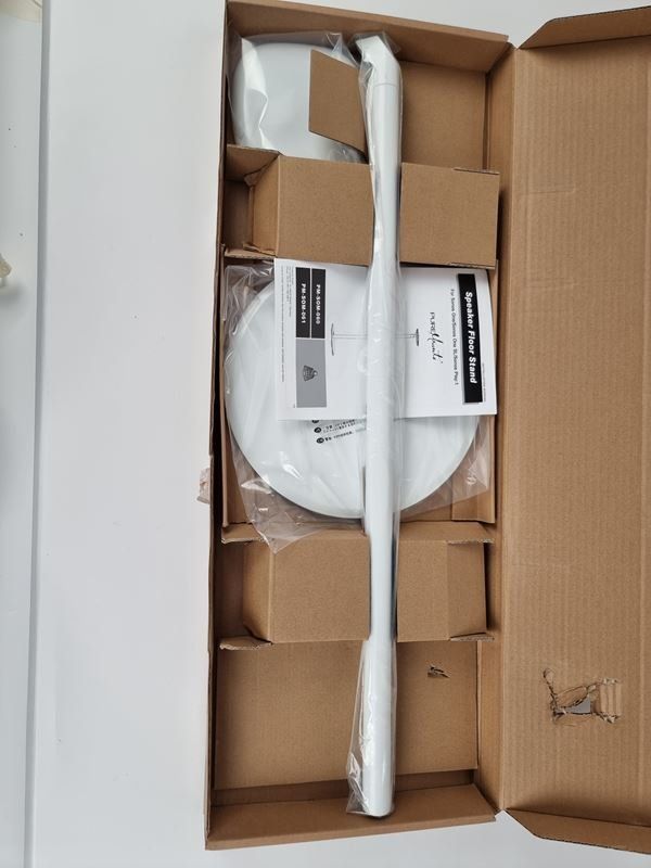 Wandhalterungen: Bodenstativ für SONOS One, weiss – Neu (gemäss Beschreibung) aus Urtenen-Schönbühl von Restwert_Schoenbuehl 1