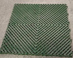 Robuste Platten für draussen, grün