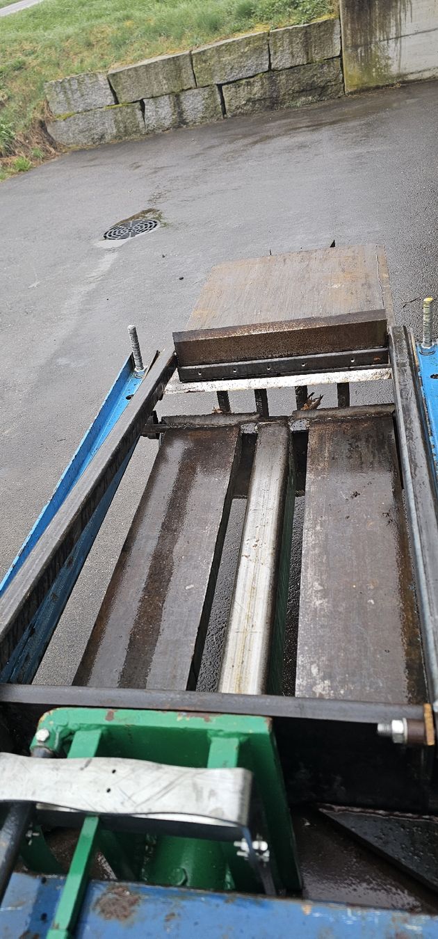 Alle Maschinen: Schichtholzspalter – Gebraucht aus Tuttwil von Eco1522 2