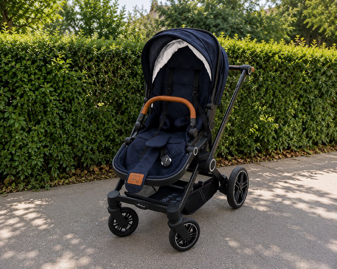 Hartan Carrozzine: Hartan Viva Kinderwagen – Usato da Erlenbach ZH venduto da nic_wsl7