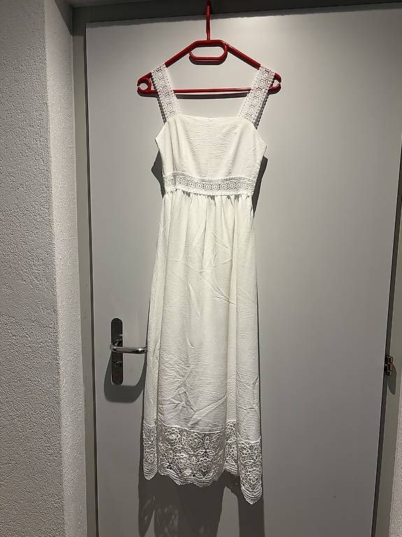 Kleider: Kleid  – Gebraucht aus Klingnau von sab_p28m