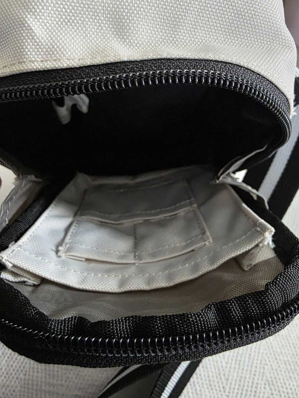 Jack Wolfskin Borse da donna: Kleine Tasche von Jack Wolfskin – Usato da Rikon im Tösstal venduto da Quimy68 2