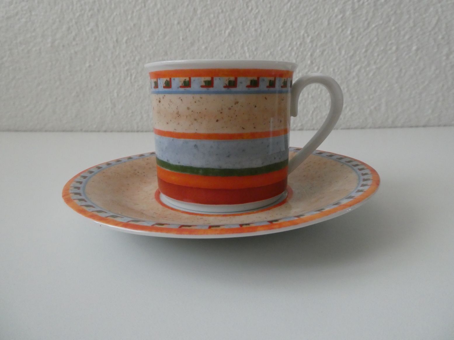 Villeroy & Boch Tazze: Villeroy & Boch Switch 4 Gallo Design Tasse – Usato da Dietlikon venduto da Woodgate