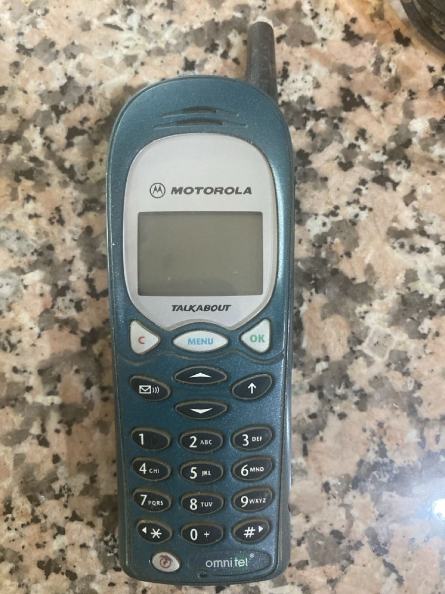 Motorola Telefoni cellulari / Smartphones: Motorola Talkabout vintage  – Usato da Küssnacht am Rigi venduto da CALIFRASQUI
