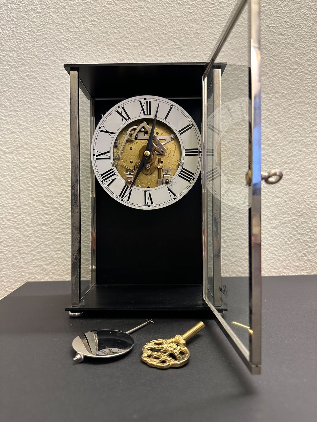 Eluxa Orologi da terra & Orologi da parete: Seltene Tischuhr von Eluxa – Usato da Basel venduto da Pulcinella34