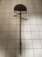 Gratis Garderobe aus Metall