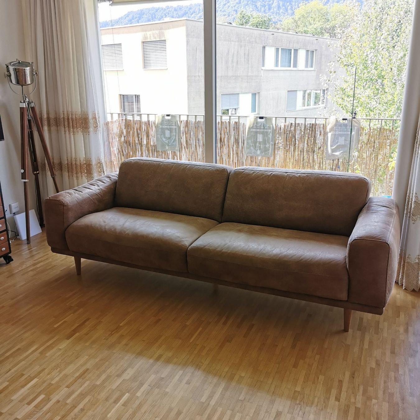 Maisons du monde Divani: Wildledersofa im Industriestil – Nuovo (secondo la descrizione) da Adliswil venduto da bailarina77 1
