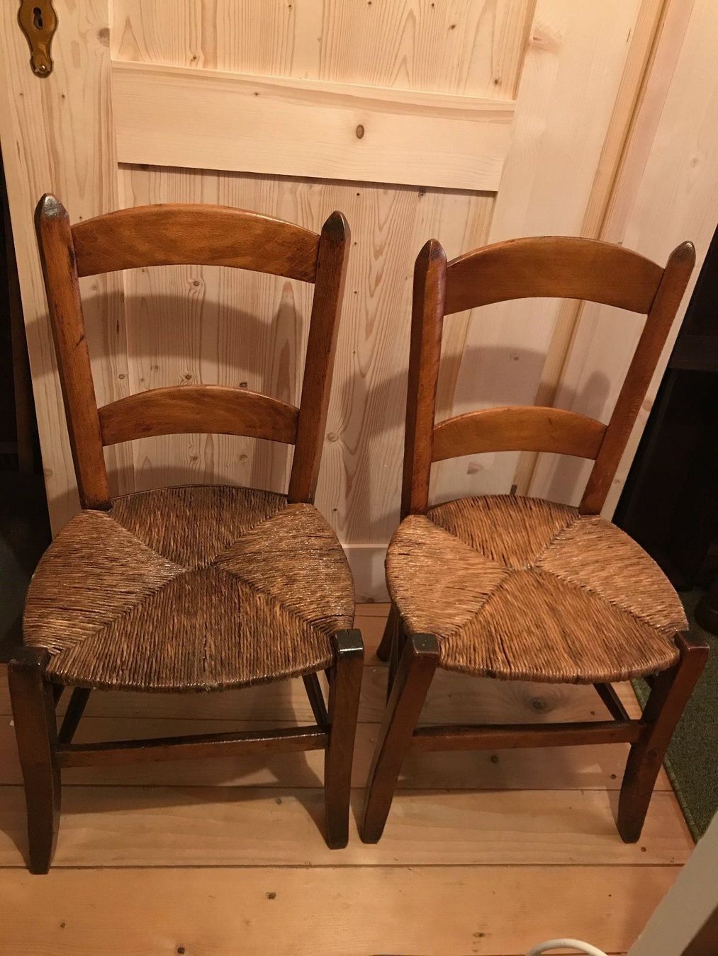 Sedie: 2 chaises paillées anciennes – Usato da Ste-Croix venduto da BuffetSC