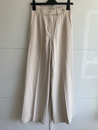 Riani Hose, beige, Grösse 34, schöner Schnitt