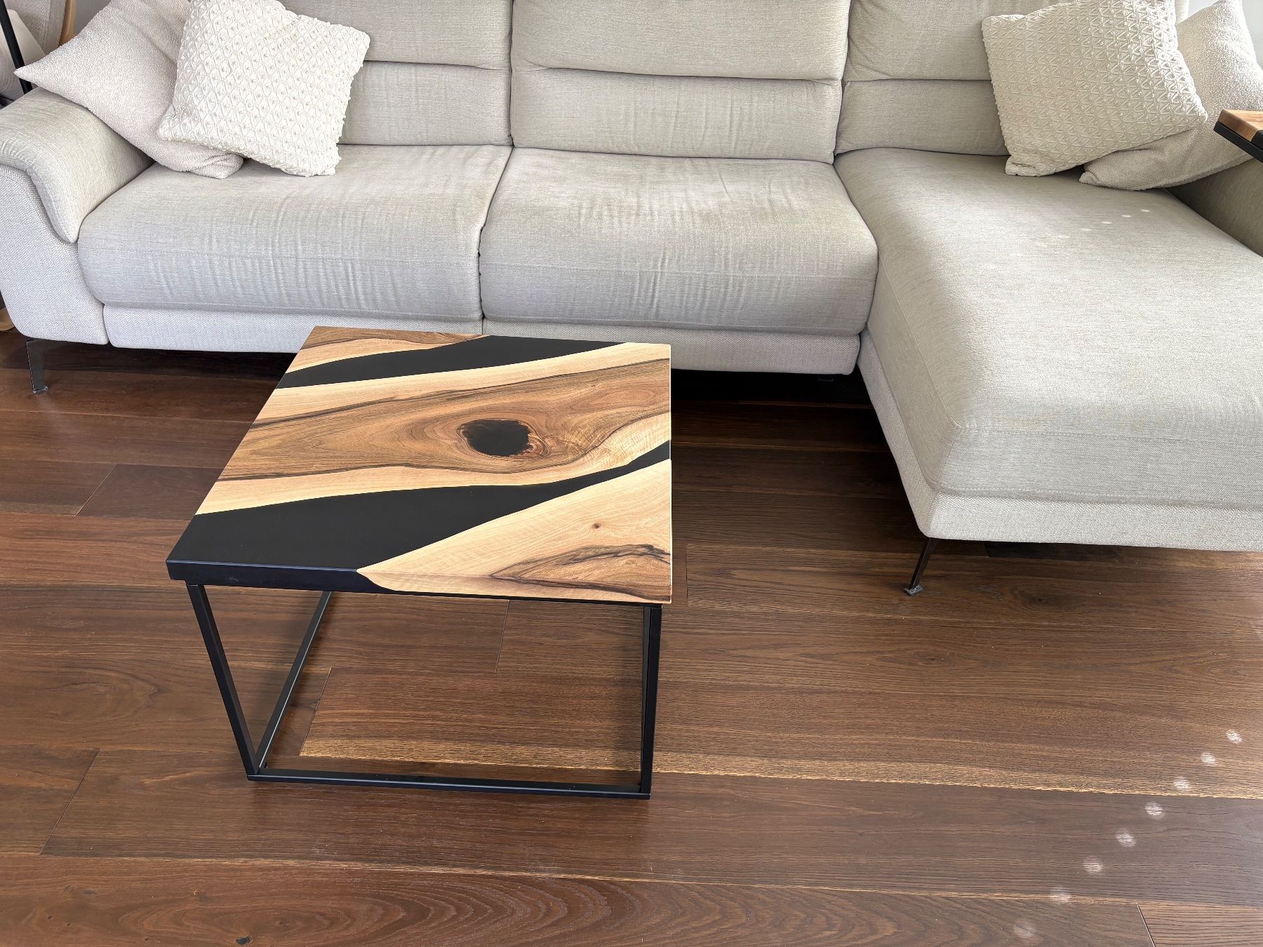 Tavoli: Couchtisch / Epoxidharz Tisch / Rivertable / Salontisch – Nuovo (secondo la descrizione) da Grellingen venduto da fablo_design 1