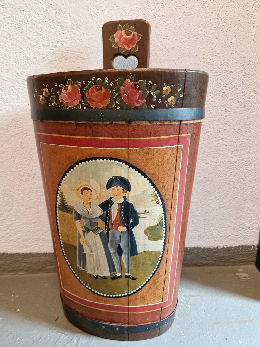 Sonstige Büroeinrichtungen: Schirmständer aus Holz, handbemalt. – Gebraucht aus Flawil von Philip2005