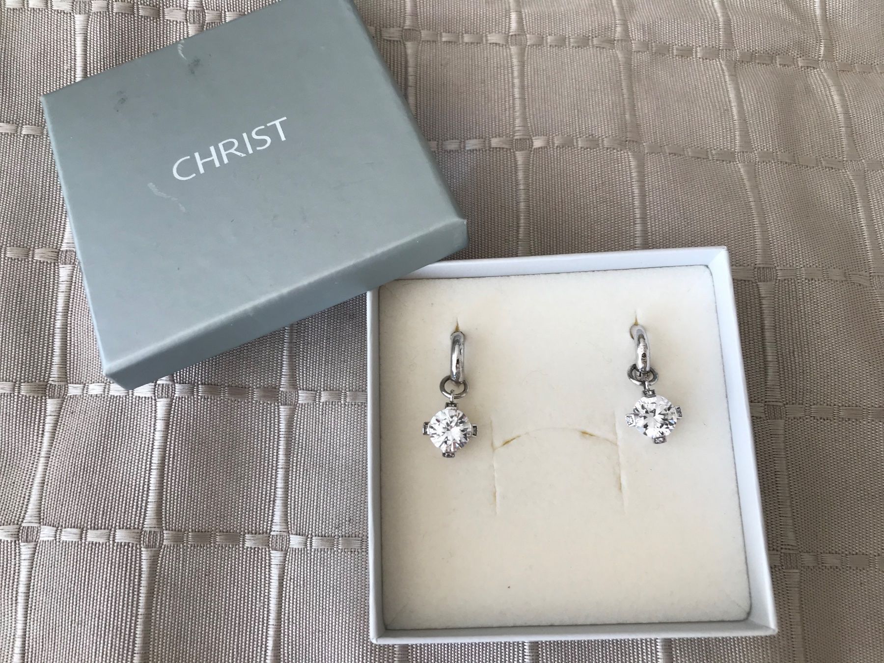 Ohrringe & -stecker: Schicke Ohrringe Christ Silber 925 – Gebraucht aus Stäfa von Exclusive0
