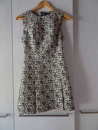 Hübsches Sommerkleid von ZARA grau-weiss Gr. XXS/XS - 260303