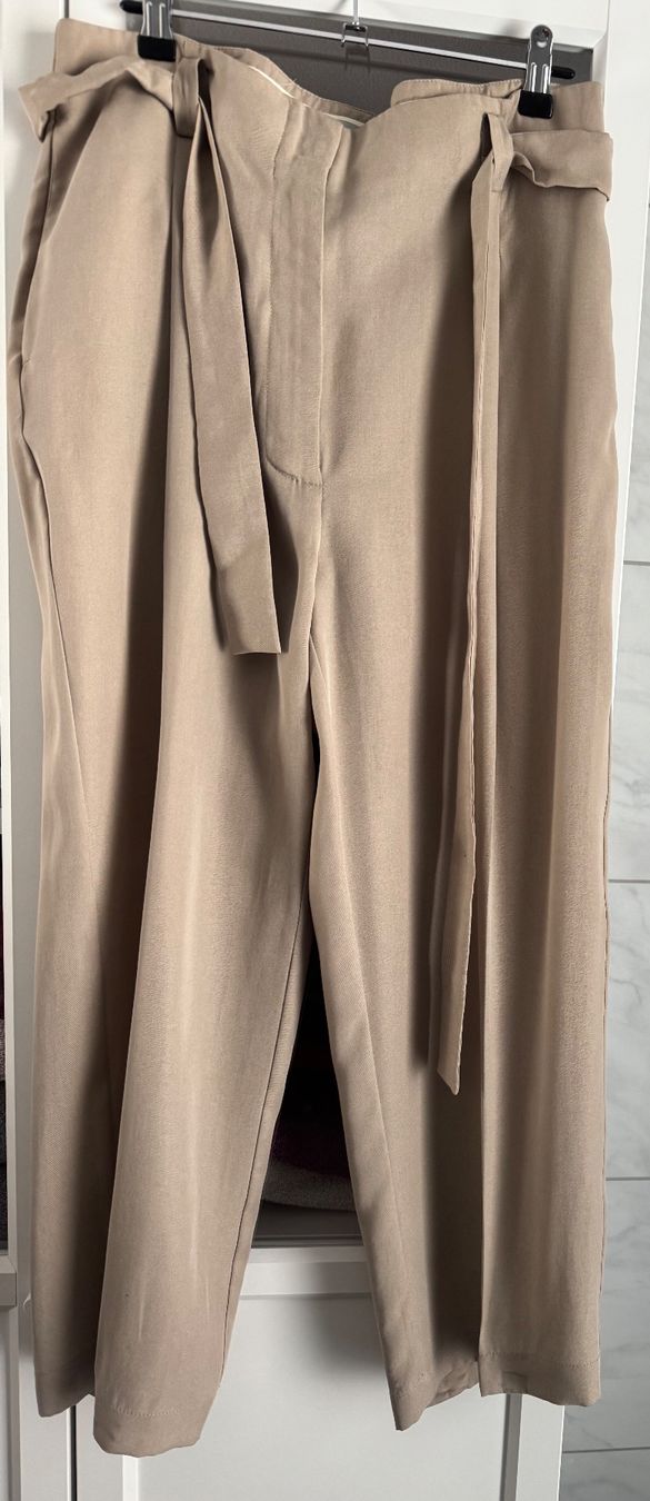 Marella Pantaloni: Marella Lyocell Hose, beige, Gr.42 – Nuovo (secondo la descrizione) da Baden venduto da Sakilili