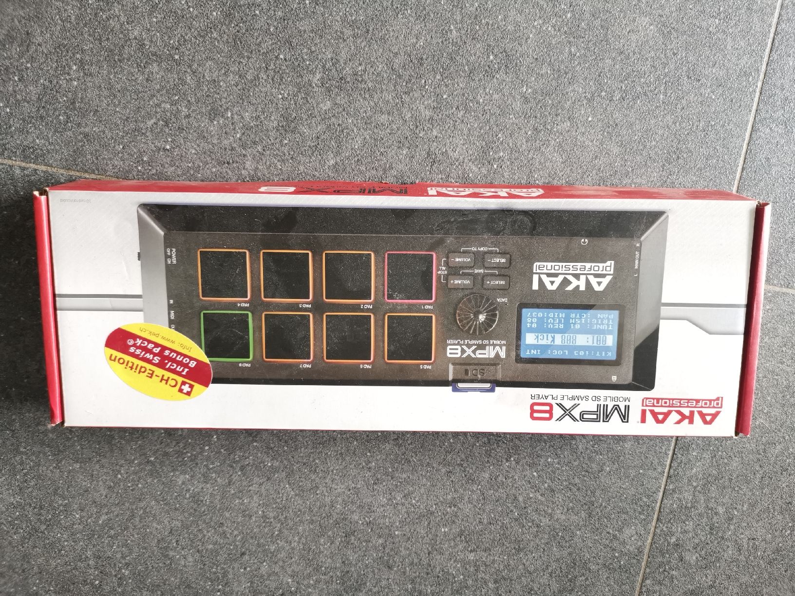 Akai Instruments de musique: Akai Mpx8 Sample Player&Midi Controler – Neuf (Voir description) à Rohrbachgraben par noisenomad 4