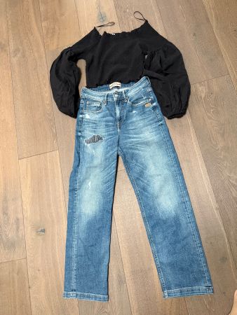 Coole Jeans von Gang Gr. 27 und Shirt sz