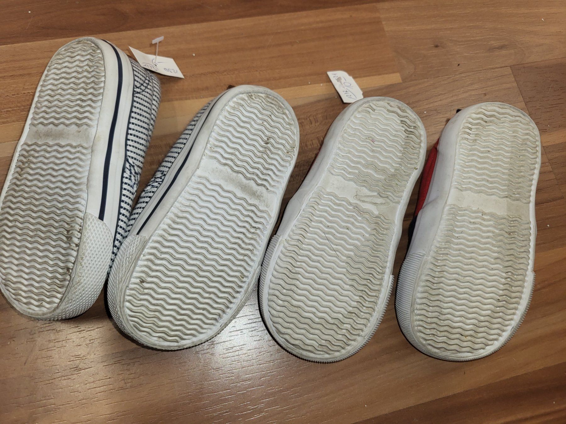 Scarpe per ragazzi: 2 Paar H&M Babyschuhe Gr. 20/21 K18 – Usato da Schwarzenburg venduto da Flamingo07 1