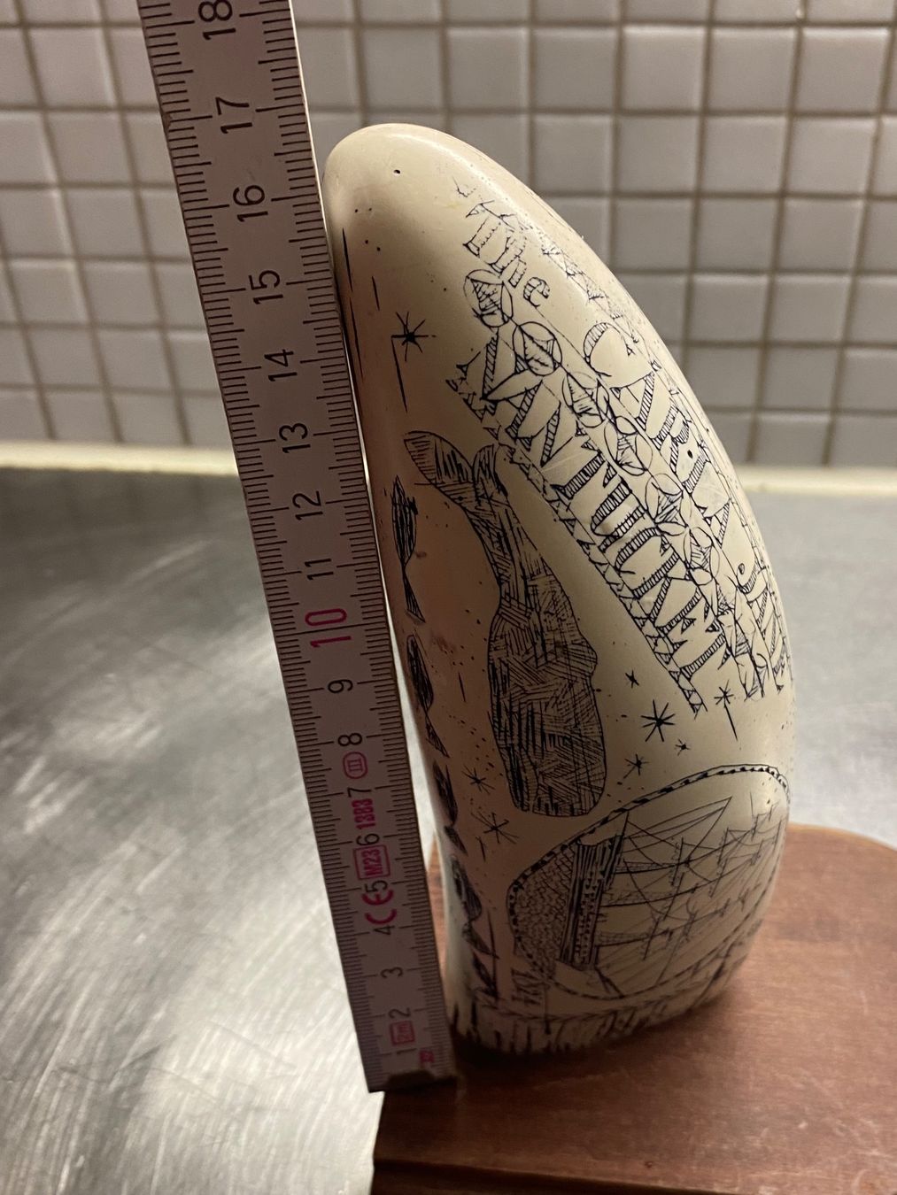 Sculture & Statue: Scrimshaw-Walzahn Replika PMS Artek – Usato da solothurn venduto da soko75 5