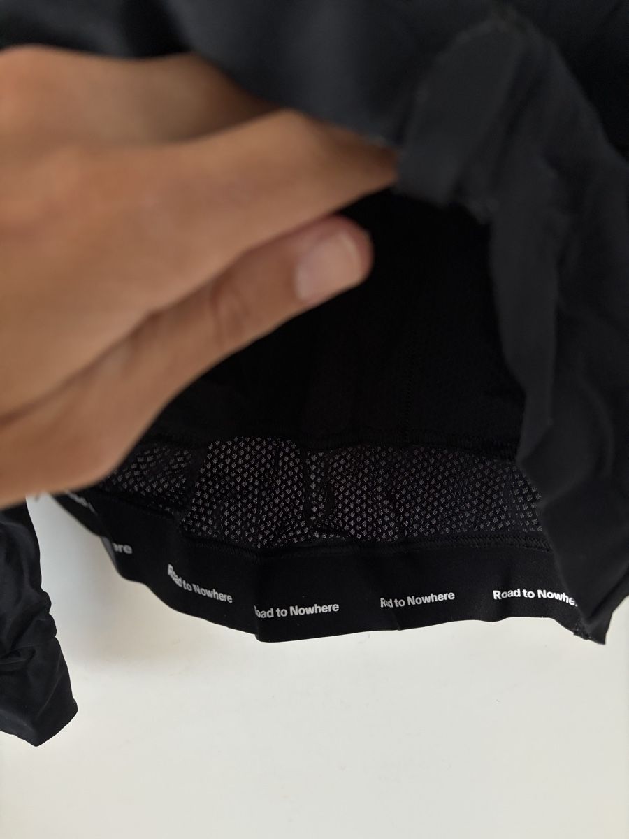 Pas Normal Studios Maillots de corps & Pantalons: Pas Normal Studios Long Sleeve Jersey  – Neuf (Voir description) à Zürich par von_sj9s 2