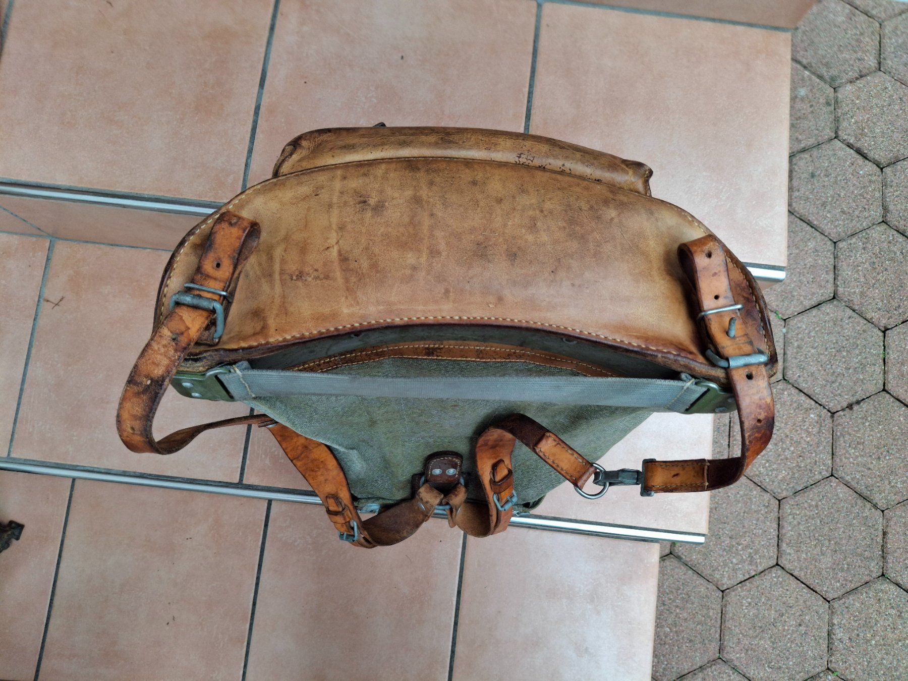 Schweizer Armee Rucksäcke: Schweizer Militär Rucksack / Wanderrucksack, robust, idea... – Gebraucht aus Buochs von jom_6cbl 4