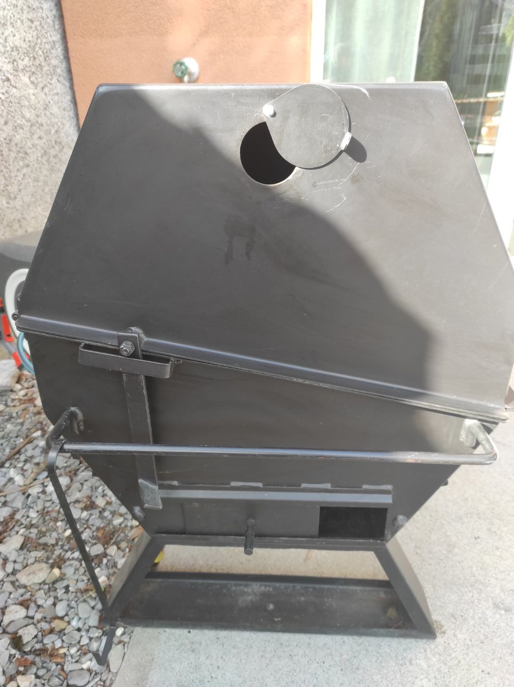 Griglie: Super Holzkohle Grill – Usato da Niederurnen venduto da hoefuh 4