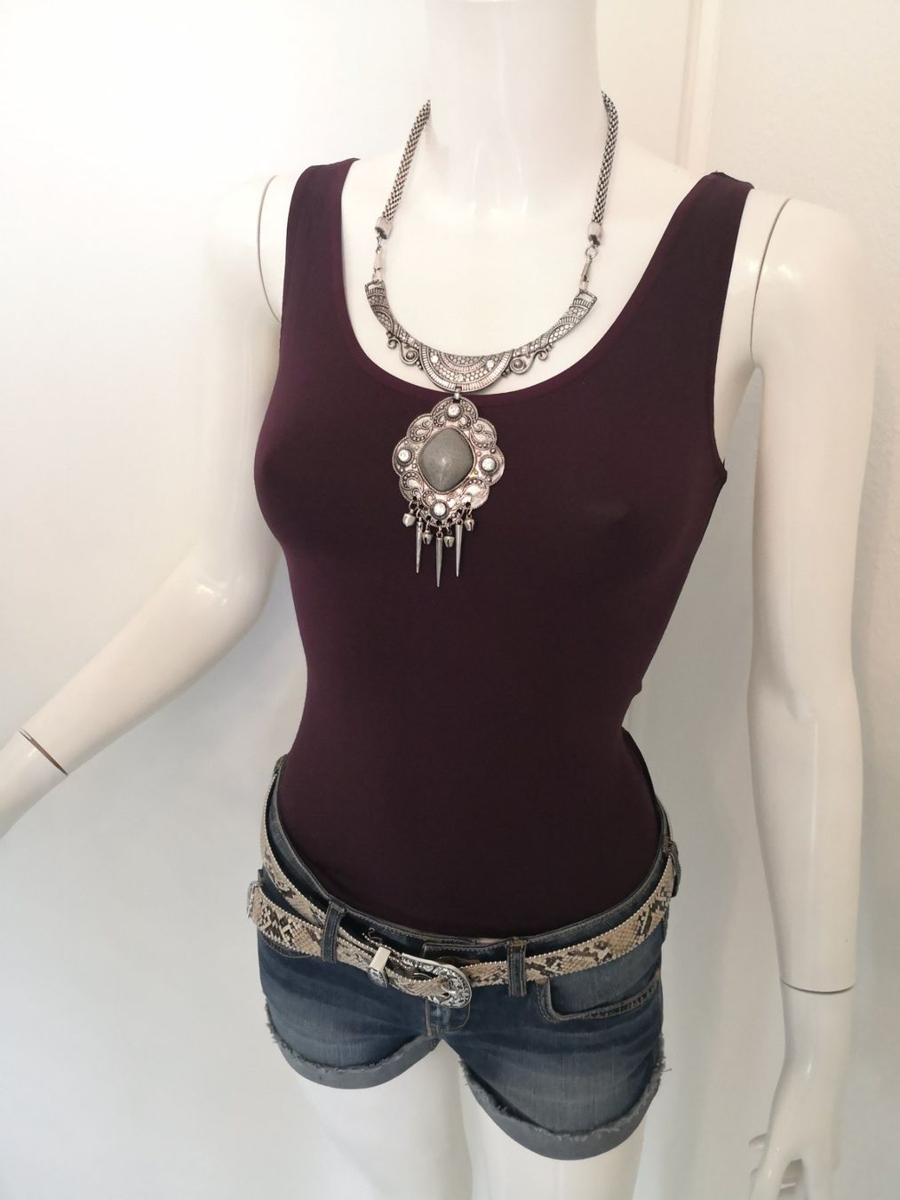 Mango Top: 🤩MANGO TOP BORDEAUX STRETCH – Nuovo (secondo la descrizione) da Olten venduto da Naja-Twins-Twins