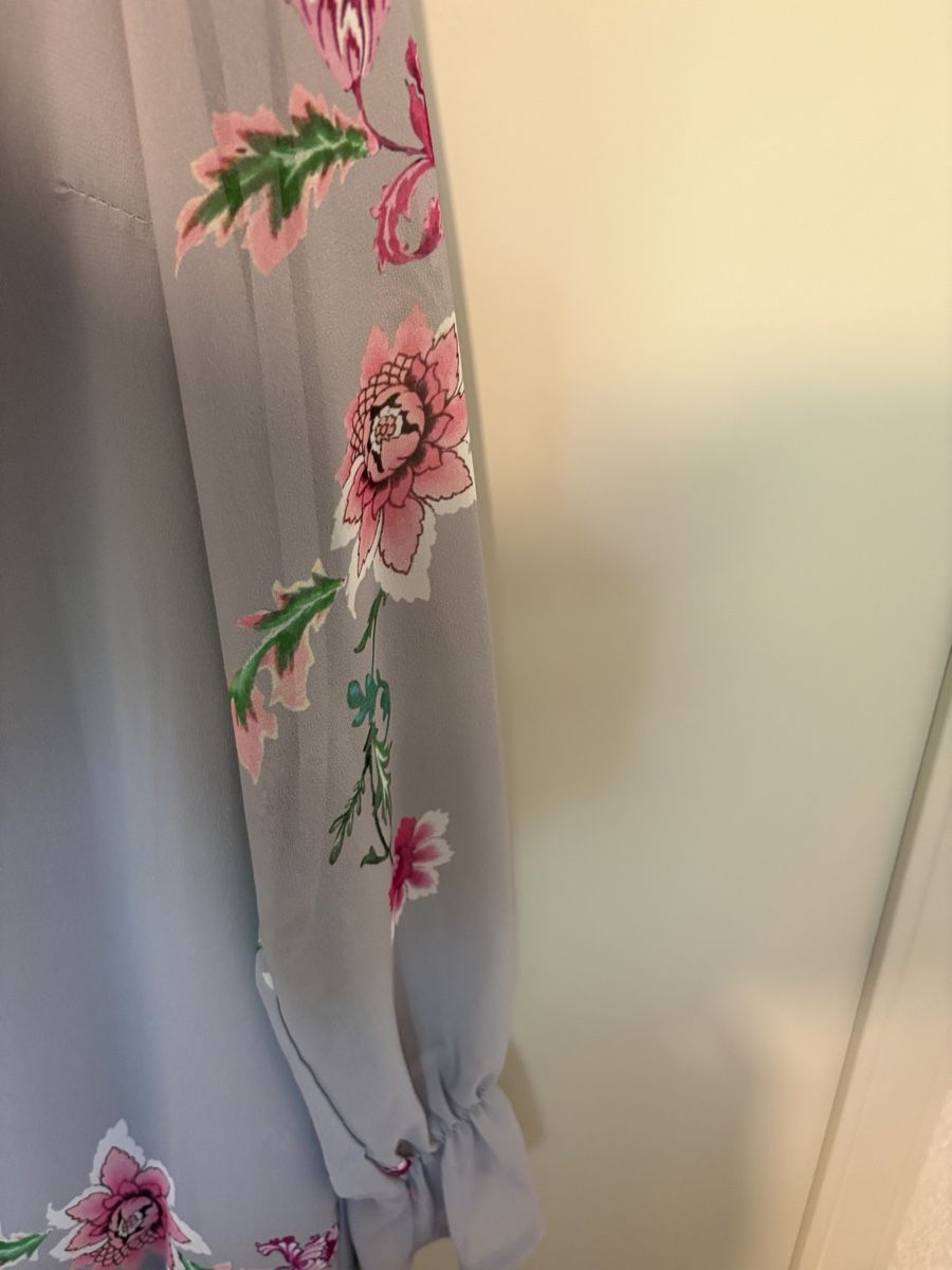 Vestiti: Grey dress with flowers – Usato da Rolle venduto da gos_2xy5 1