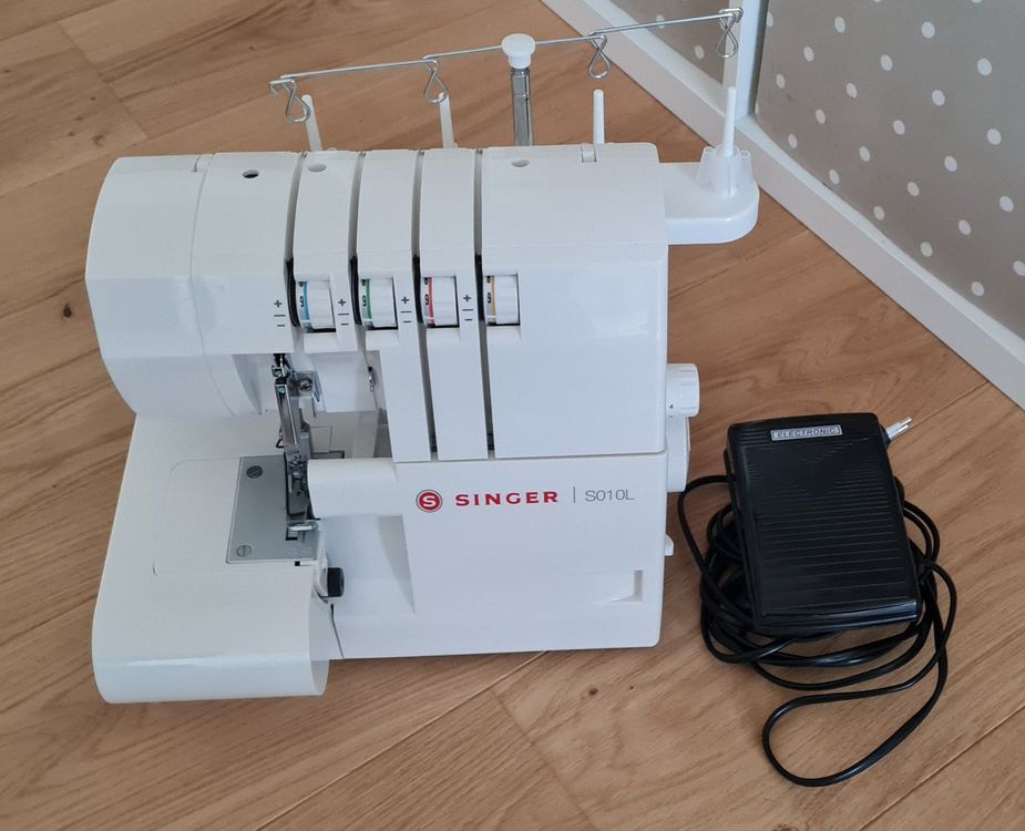 Overlock Nähmaschine S010L Singer Kaufen auf Ricardo