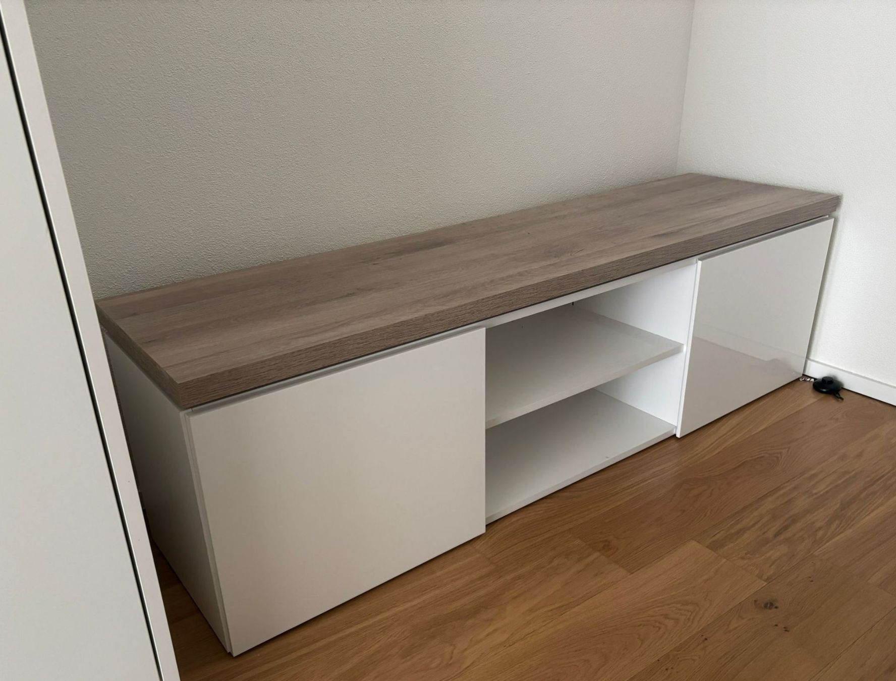 Mobili TV: TV Möbel mit LED-Leiste – Nuovo (secondo la descrizione) da Boppelsen venduto da Morca 3
