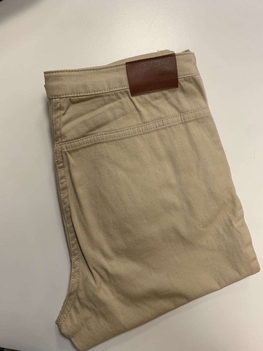H&M Hosen: Pantalon classique beige – Gebraucht aus Montreux von iza_peche8 4