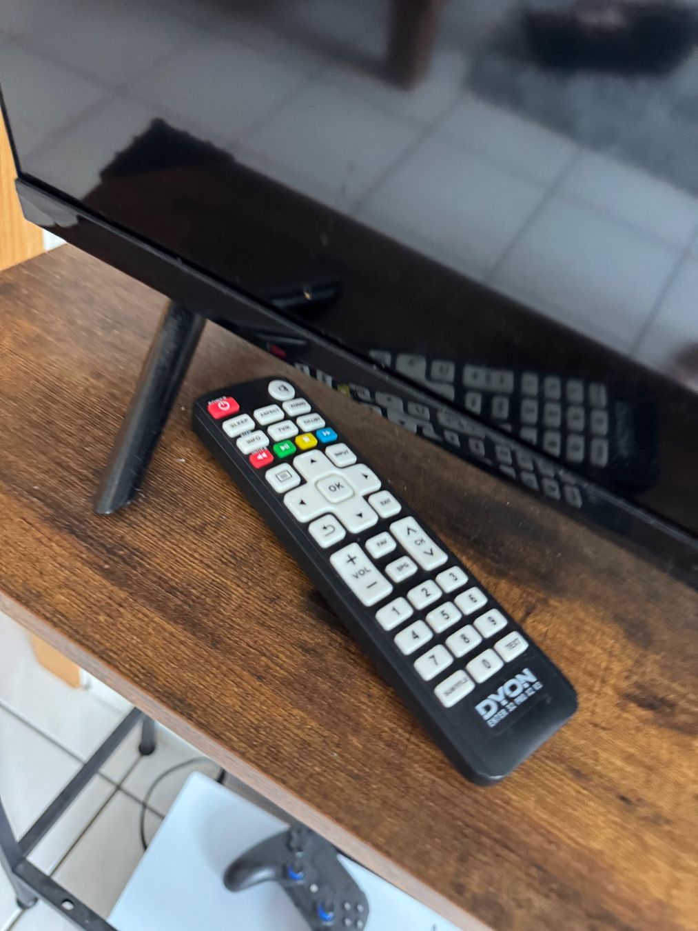 Fernseher: Dyon TV Fernseher 32” – Gebraucht aus Visp von sam_m2cn 5