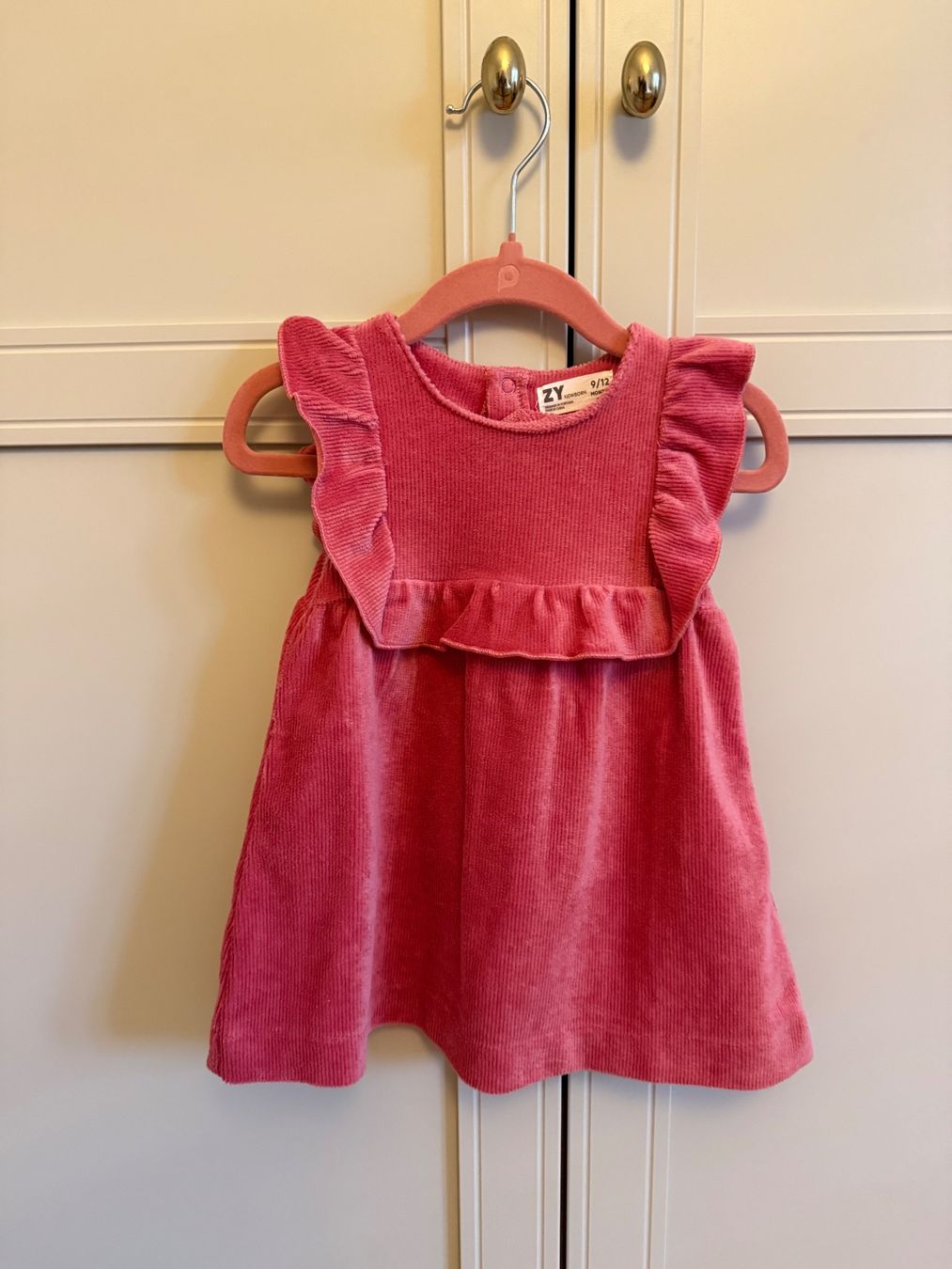 Robes et jupes: Robe bébé, 9-12 mois – Neuf (Voir description) à Pully par KpatA