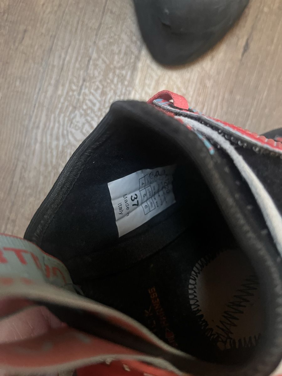 La Sportiva Chaussures femmes: La Sportiva Solution Comp – D'occasion à Bever par MeliTruffel 4
