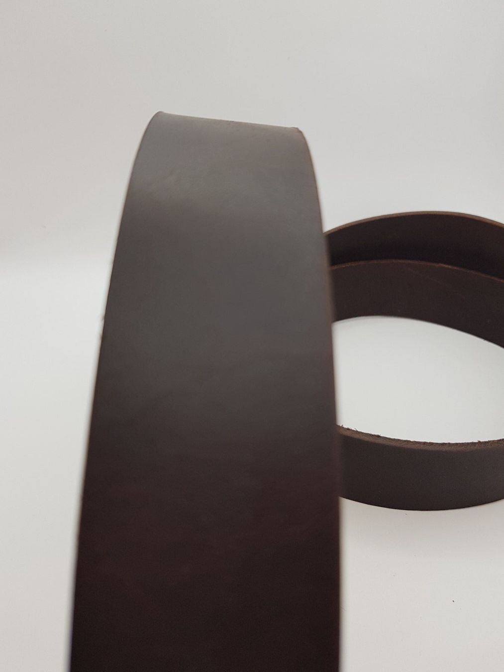 Tessuti: Lederriemen Geschirrleder dunkelbraun  Pull-up Effekt , 4 cm – Nuovo e nell'imballaggio originale da Menziken venduto da Zyropa 3