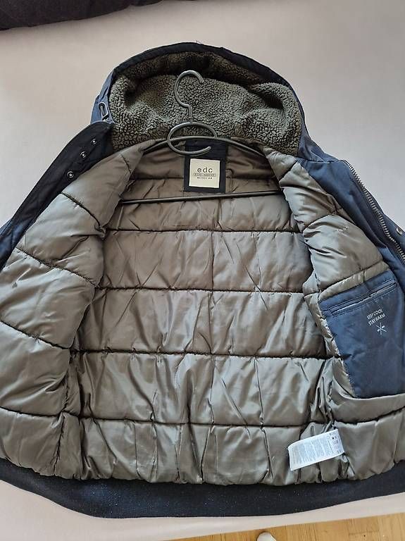 Giacche: Winterjacke, blau, Grösse M – Usato da Chur venduto da marc3710 3