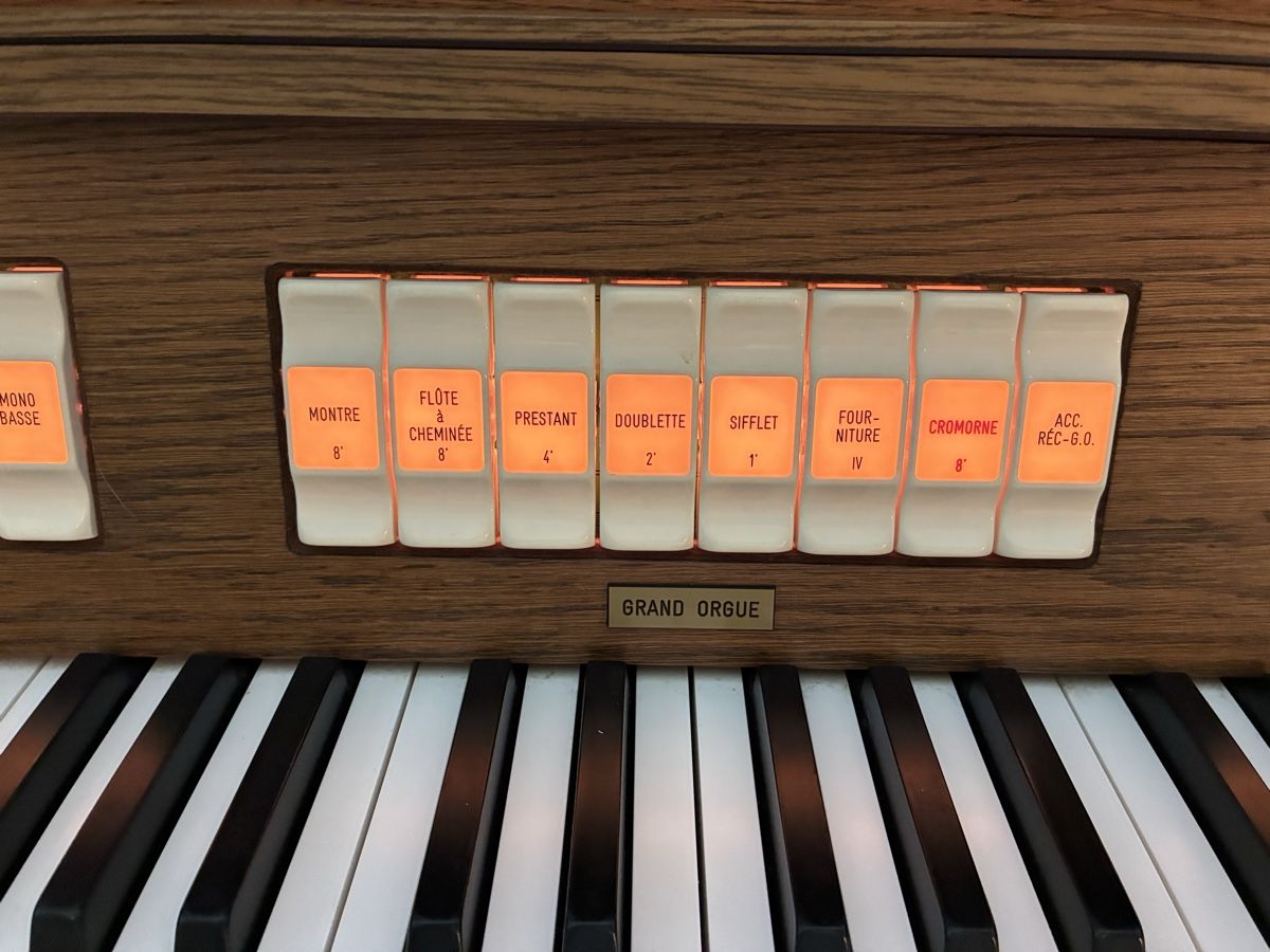 Musikinstrumente: Orgue, Content Étude 30 chêne foncé  – Gebraucht aus Le Grand-Saconnex von Jacoline 7