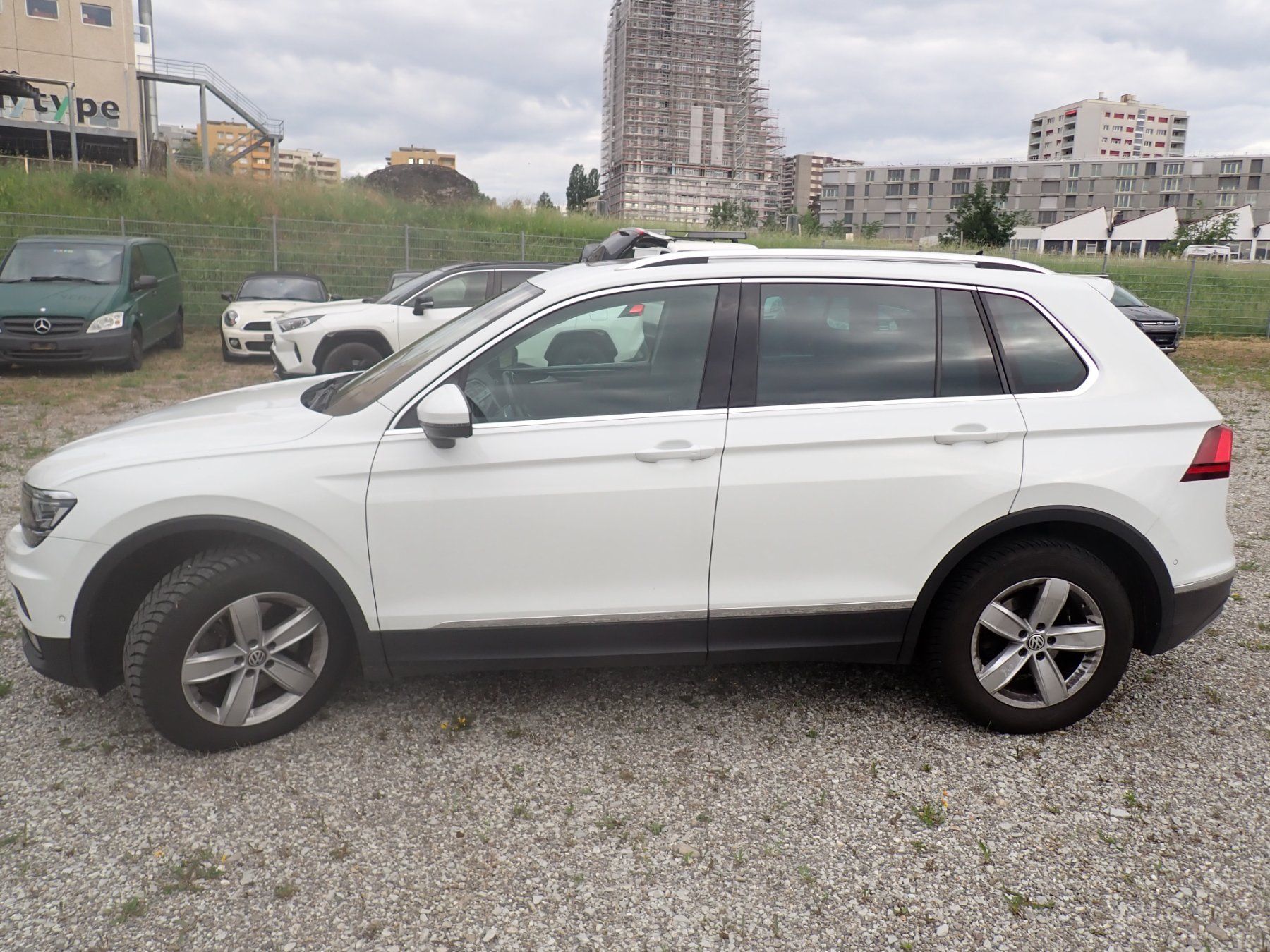 VW Automobili: VW Tiguan 2.0 TSI 4M – Usato da Fribourg venduto da OFAIL 1