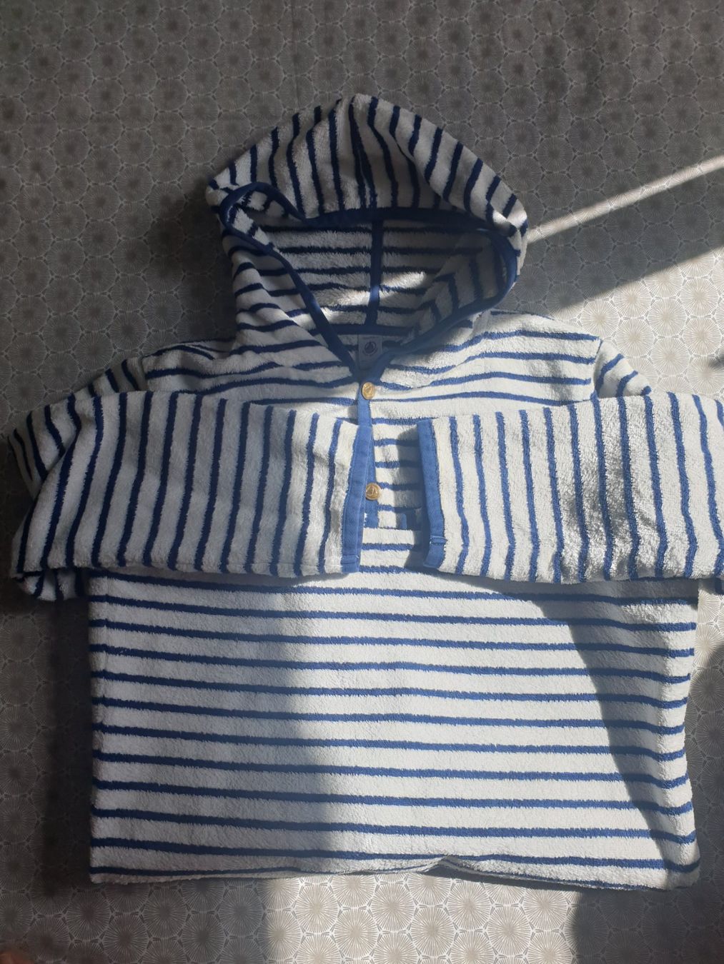 Petit Bateau Accappatoi: Bademantel, Petite Bateau Gr. 10 – Usato da Zürich venduto da yoarg 1