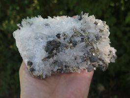 Nadelquarz mit Pyrit, Bleiglanz und Zinkblende ca. 526 gr.