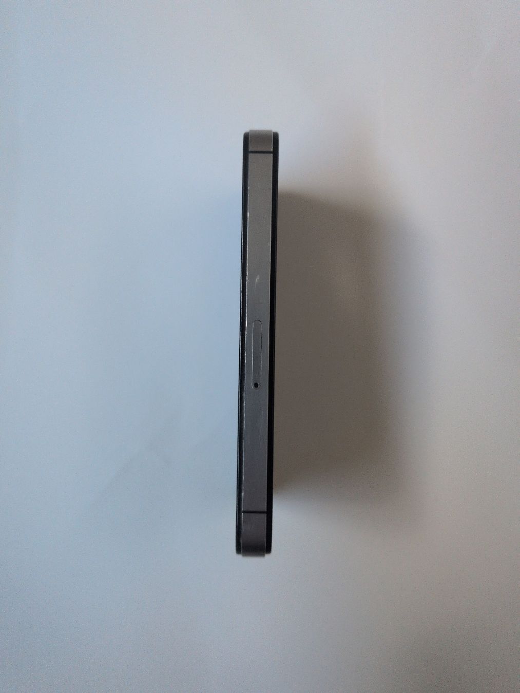 Apple Handys / Smartphones: iPhone 4s Black Used Screen Cracked – Gebraucht aus Zürich von vitibaba 5