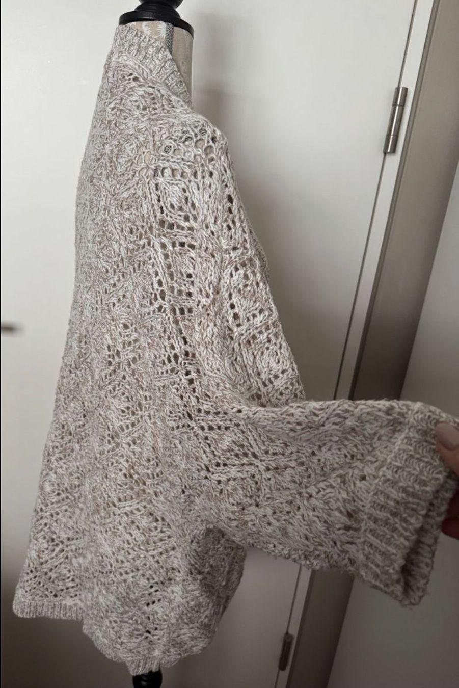 Jacken: Strickjacke Gr. 44/46, neuwertig – Gebraucht aus Muensingen von drleevsy 2