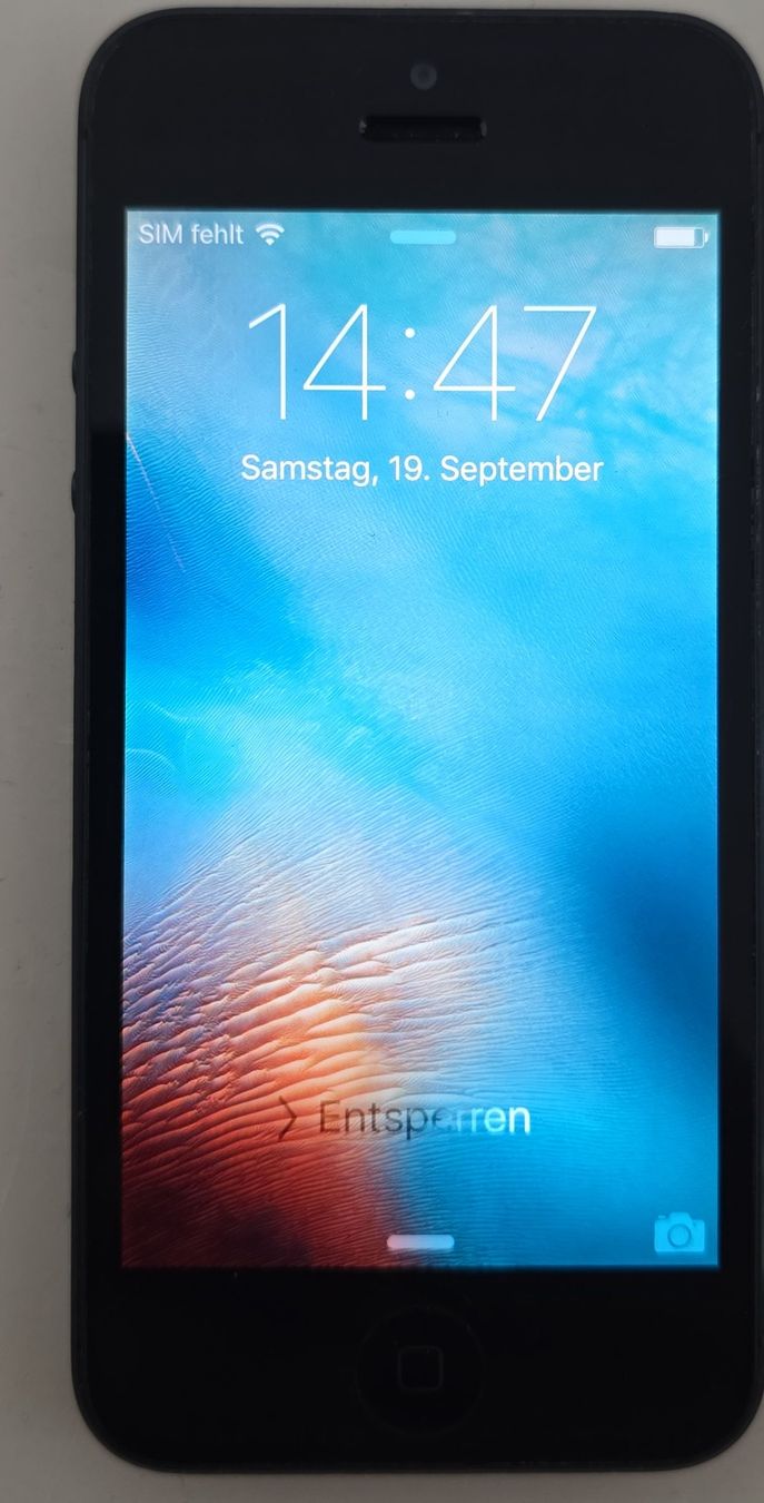 Apple Telefoni cellulari / Smartphones: Smartphone Apple iPhone 5 schwarz gebraucht – Usato da Goldach venduto da Gusi60