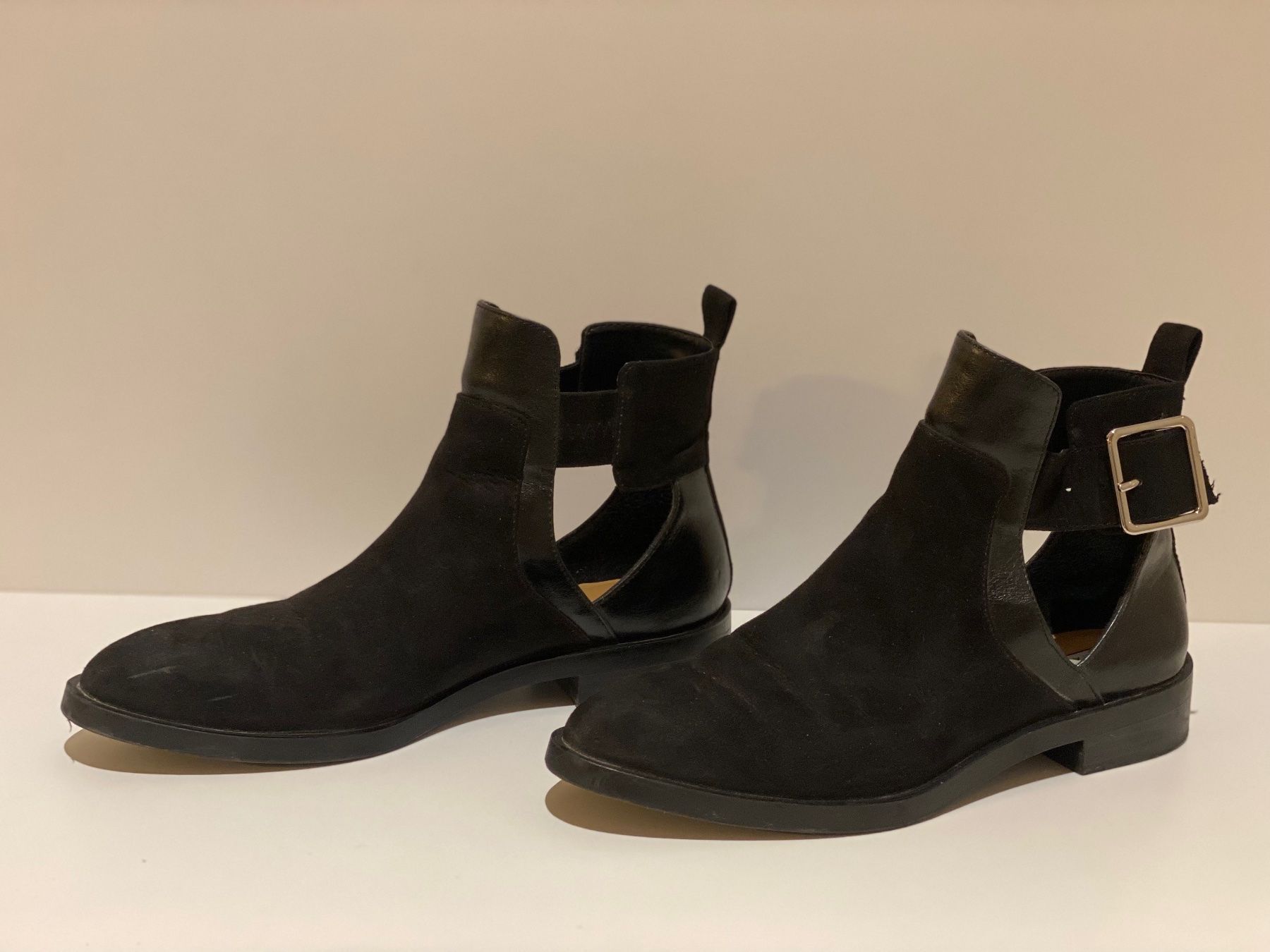 Damenschuhe: Zara Stiefeletten – Gebraucht aus Glattpark von Kleider_shop 2