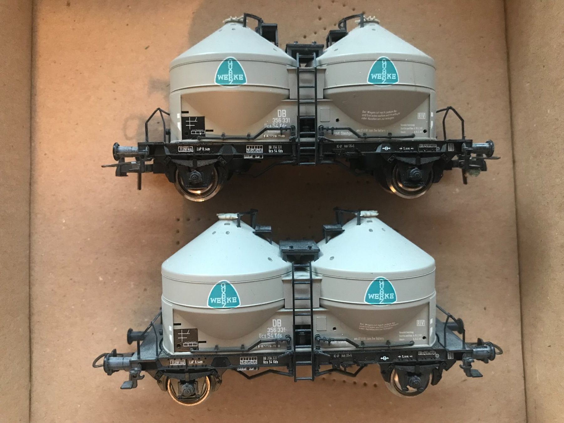 Roco Trains électriques: 2x Roco DB Silowagen Quarz Werke – D'occasion à Luzern par mey_s13