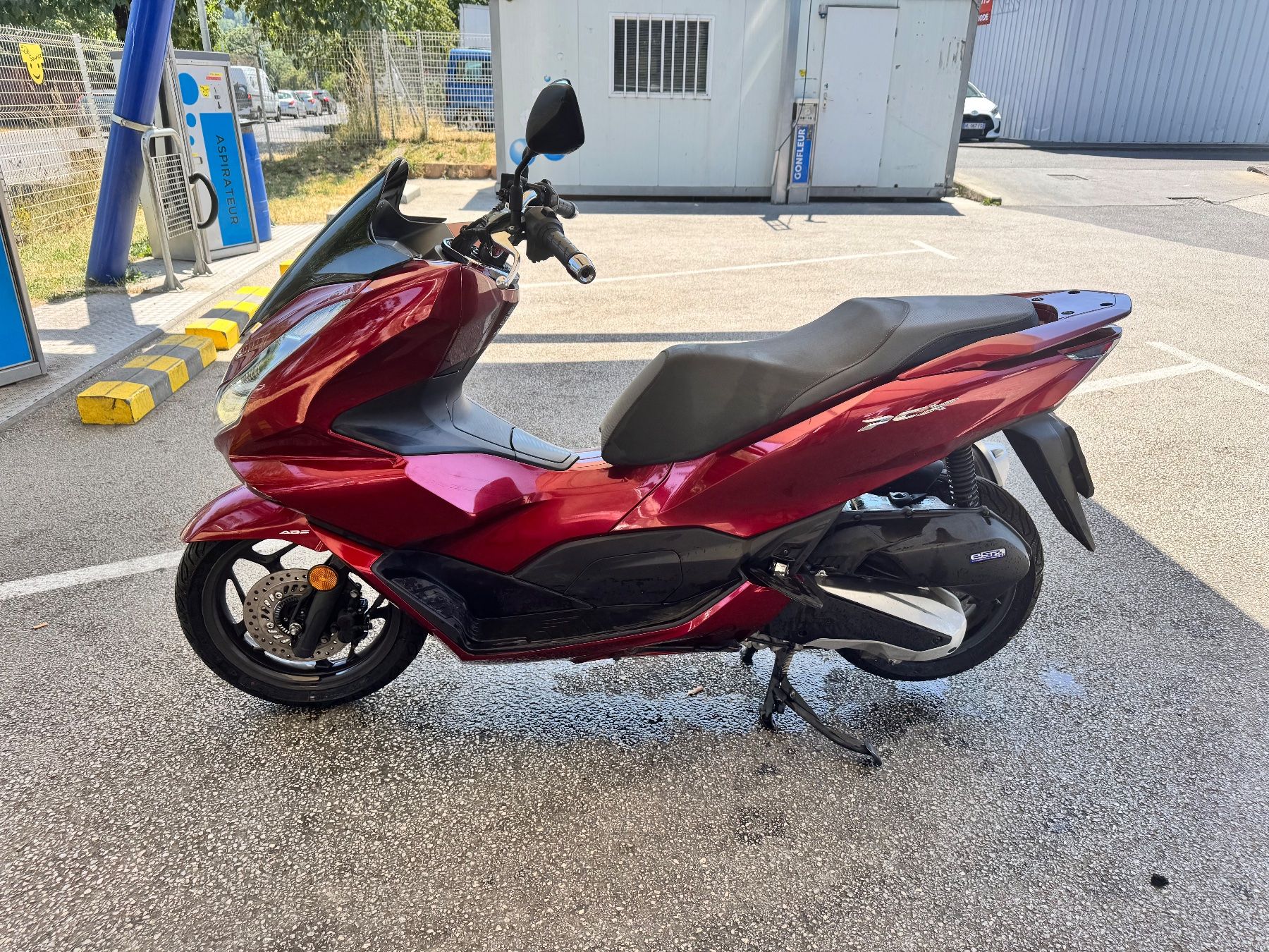Honda Scooters: Honda PCX 125 – D'occasion à chêne bougeries par Mimizoo 5