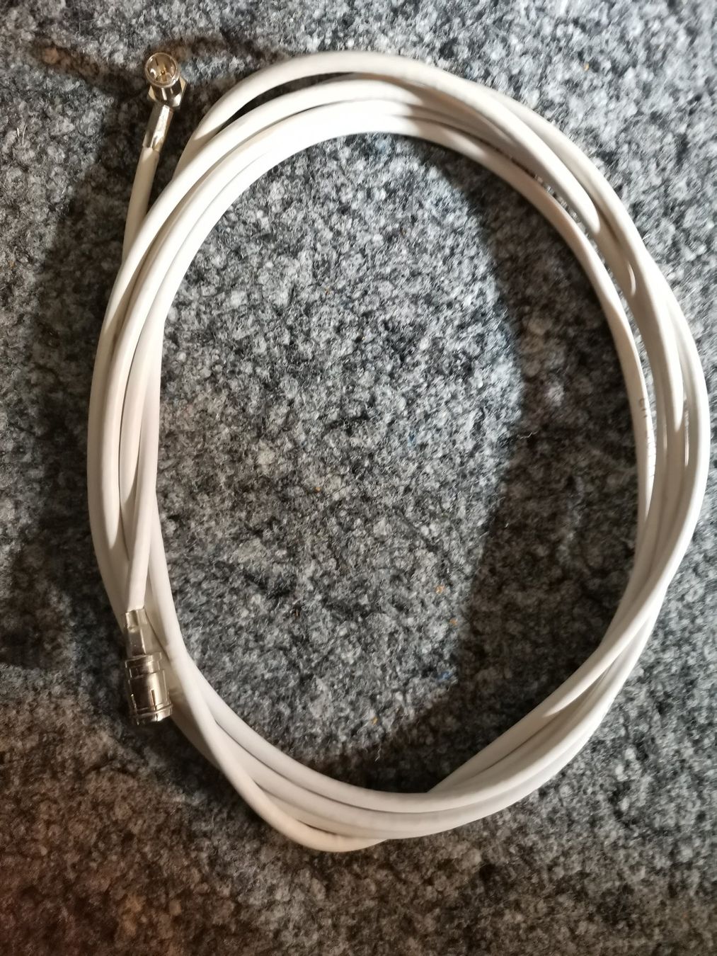 Cavi: Sat Kabel Koaxial Weiss – Usato da Bottighofen venduto da andax