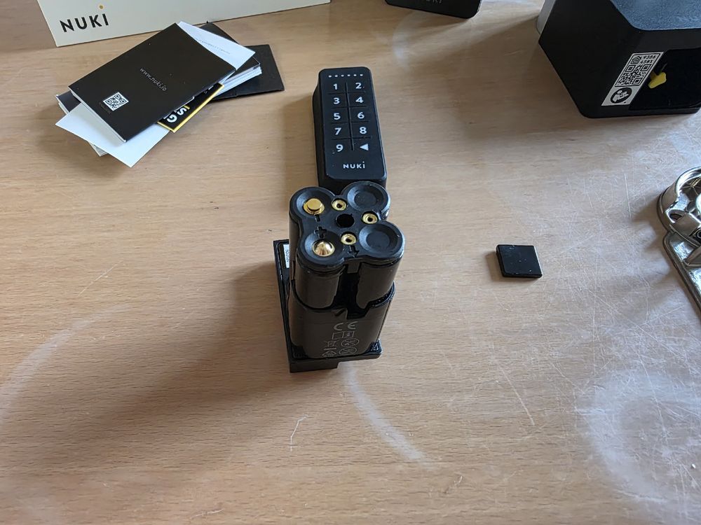 Nuki Smart Lock 2.0 Set – inkl. Bridge, Keypad, Fob,Akkupack (Gebraucht ...
