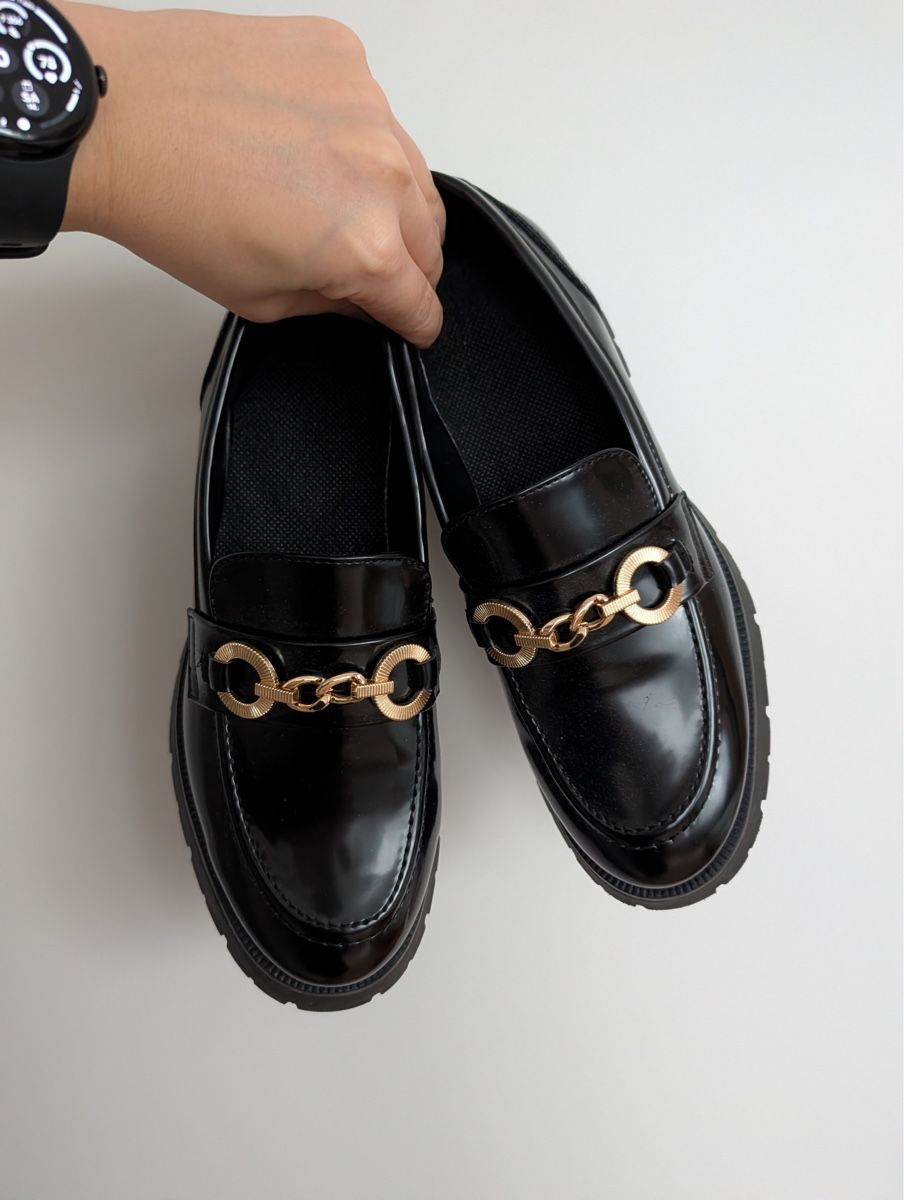 H&M Scarpe da donna: SCHWARZE CHUNKY-LOAFERS – Usato da Kriens venduto da thatsvenae 3
