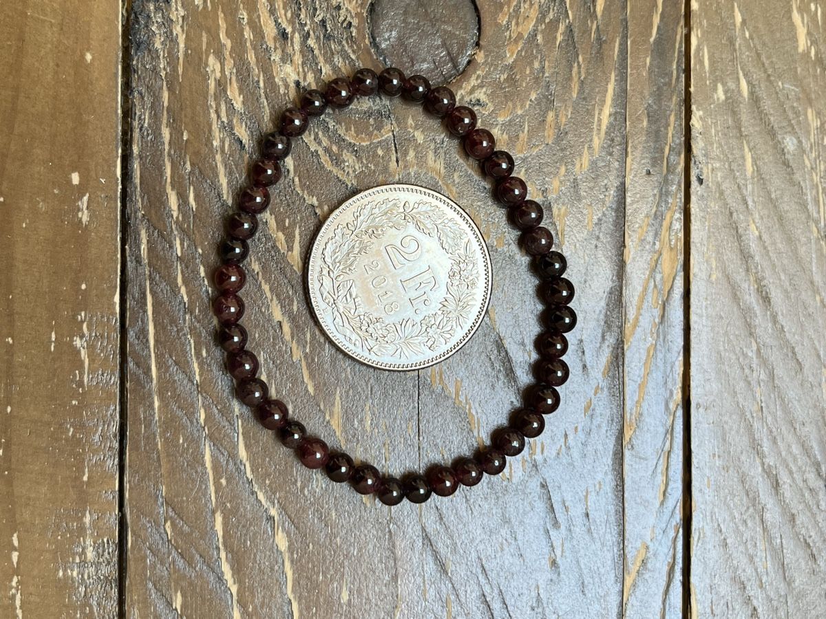 Armbänder & -reifen: Granat Armband – Gebraucht aus Worb von alfiie824