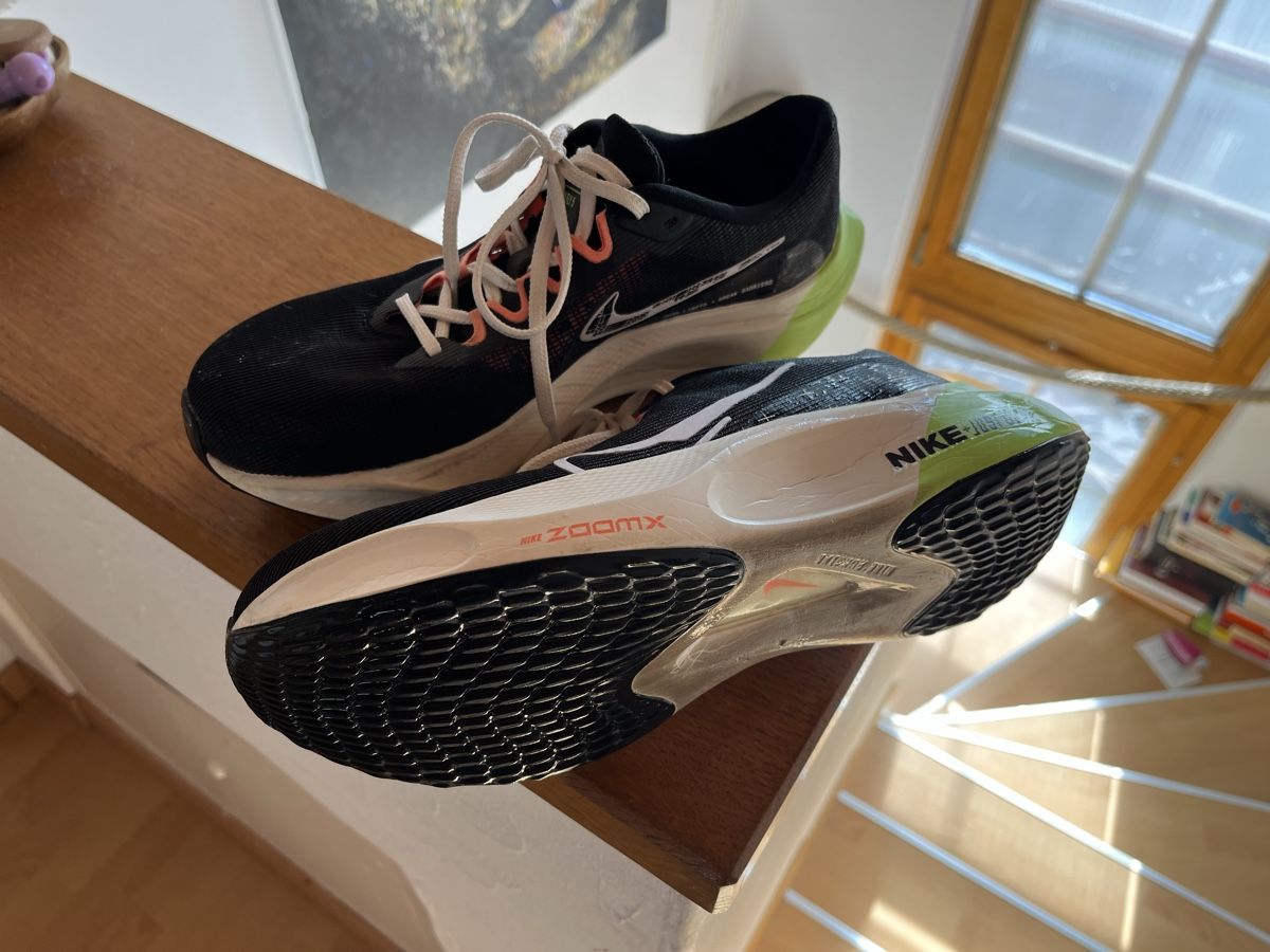 Nike Scarpe da uomo: Nike ZoomFly 6 Laufschuhe Grösse 44 – Usato da Zermatt venduto da B.15.v02 3